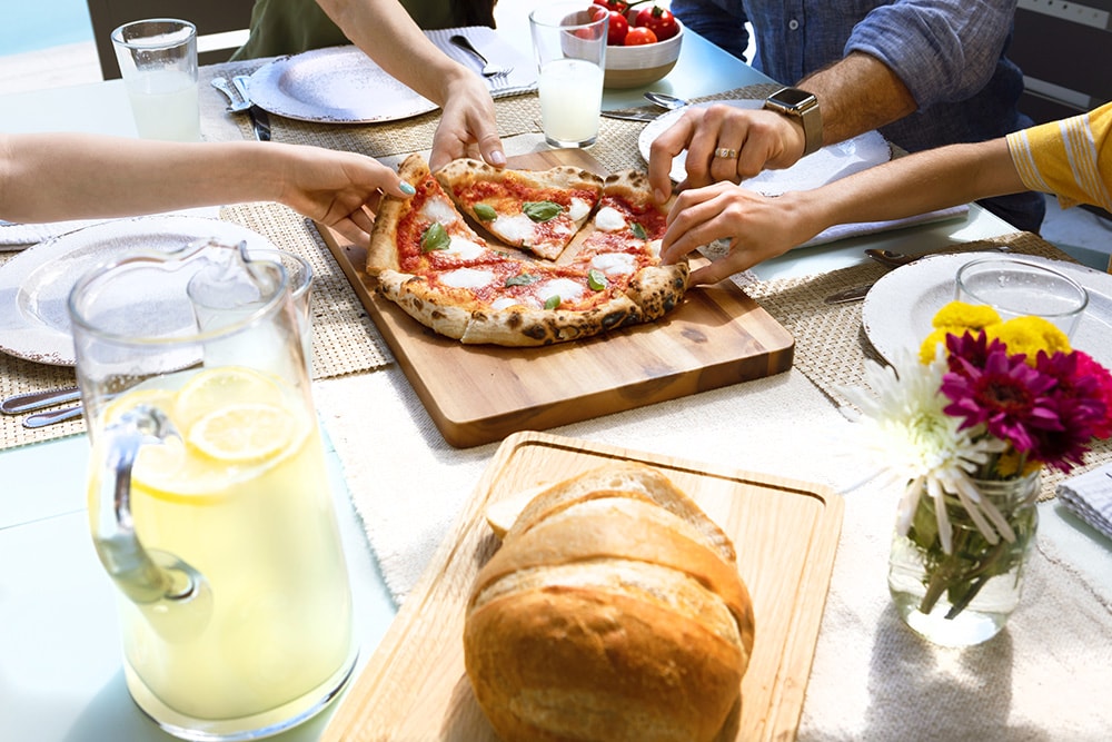 Alfa Moderno 2 ved, röd Grillar & Pizzaugnar miljöbild